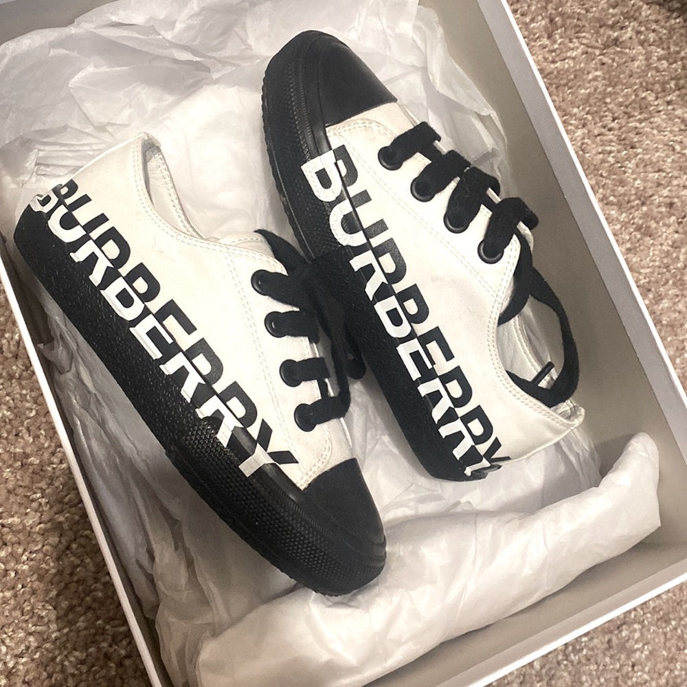 Burberry Sneakeroptic White/Black